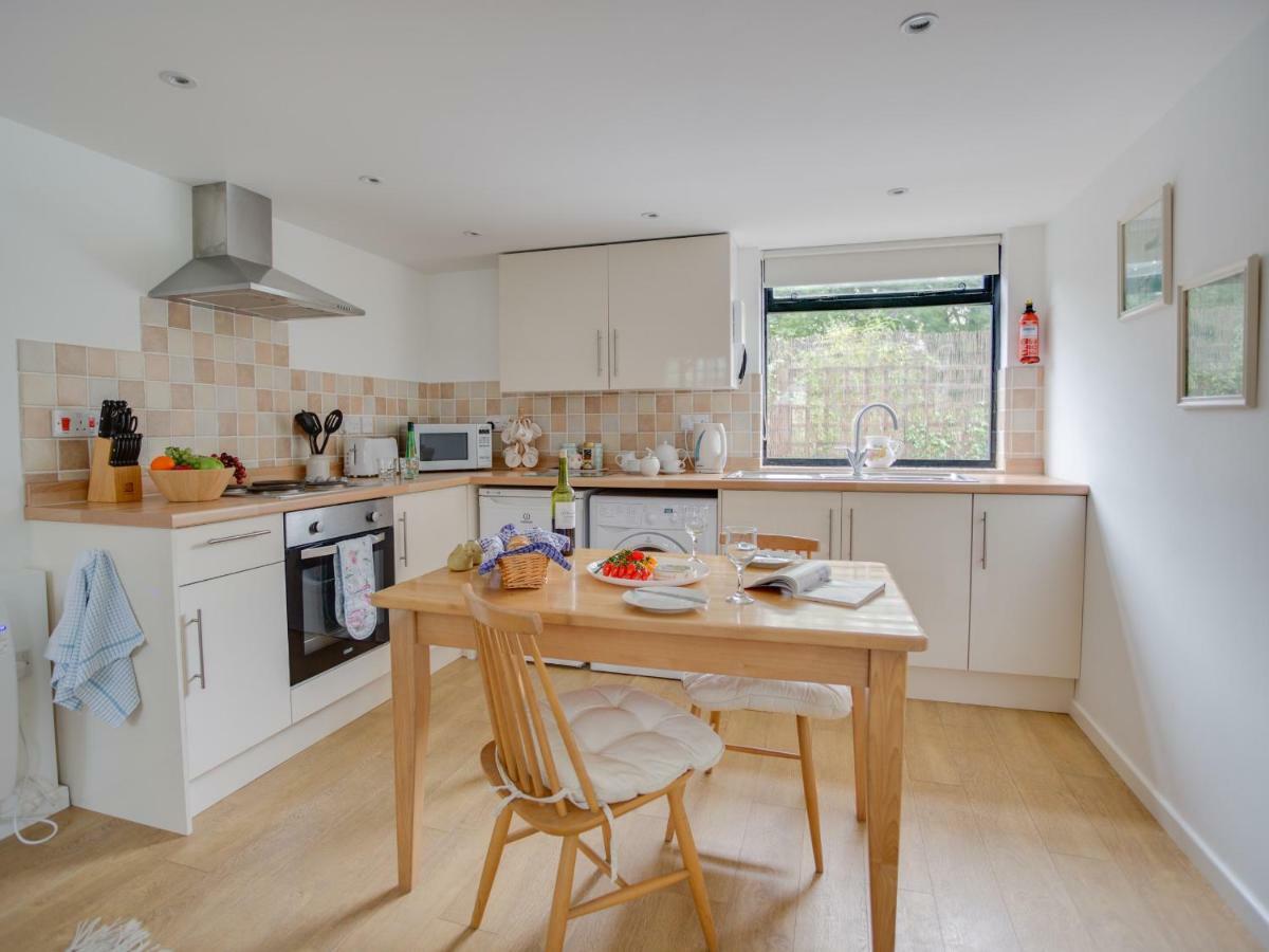 Little England Cottage Milborne Saint Andrew Esterno foto